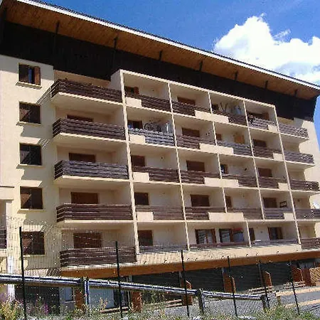 Apartment 6 Pers. A - Proche Pistes, Commerces, Parking Prive, Animaux Acceptes - Fr-1-445-58 Montgenevre